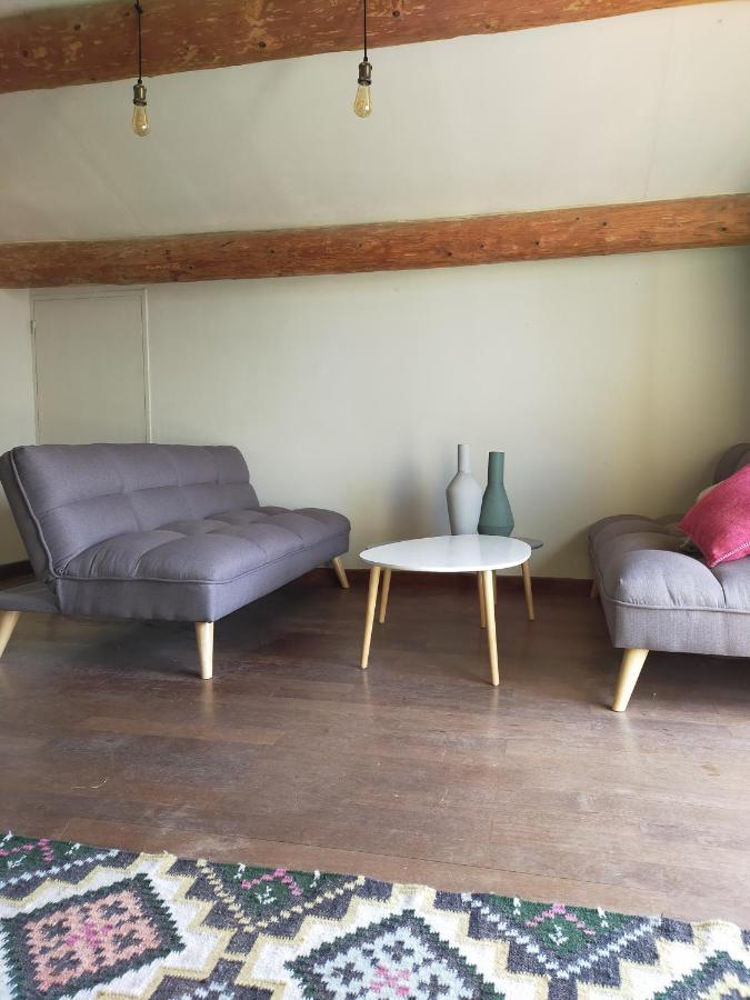 Purani Apartment Jonquieres  Luaran gambar