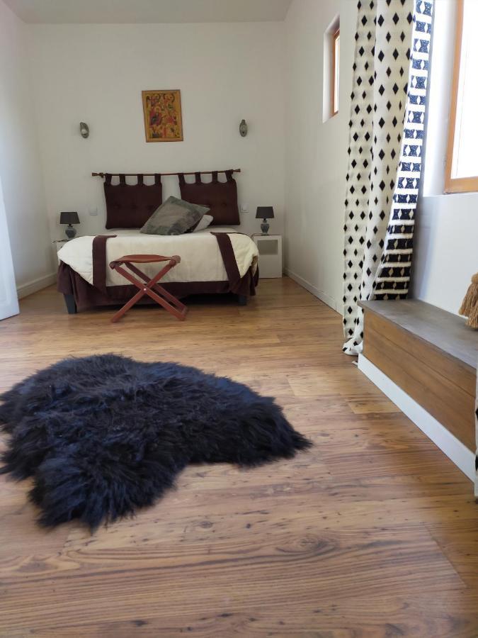 Purani Apartment Jonquieres  Luaran gambar